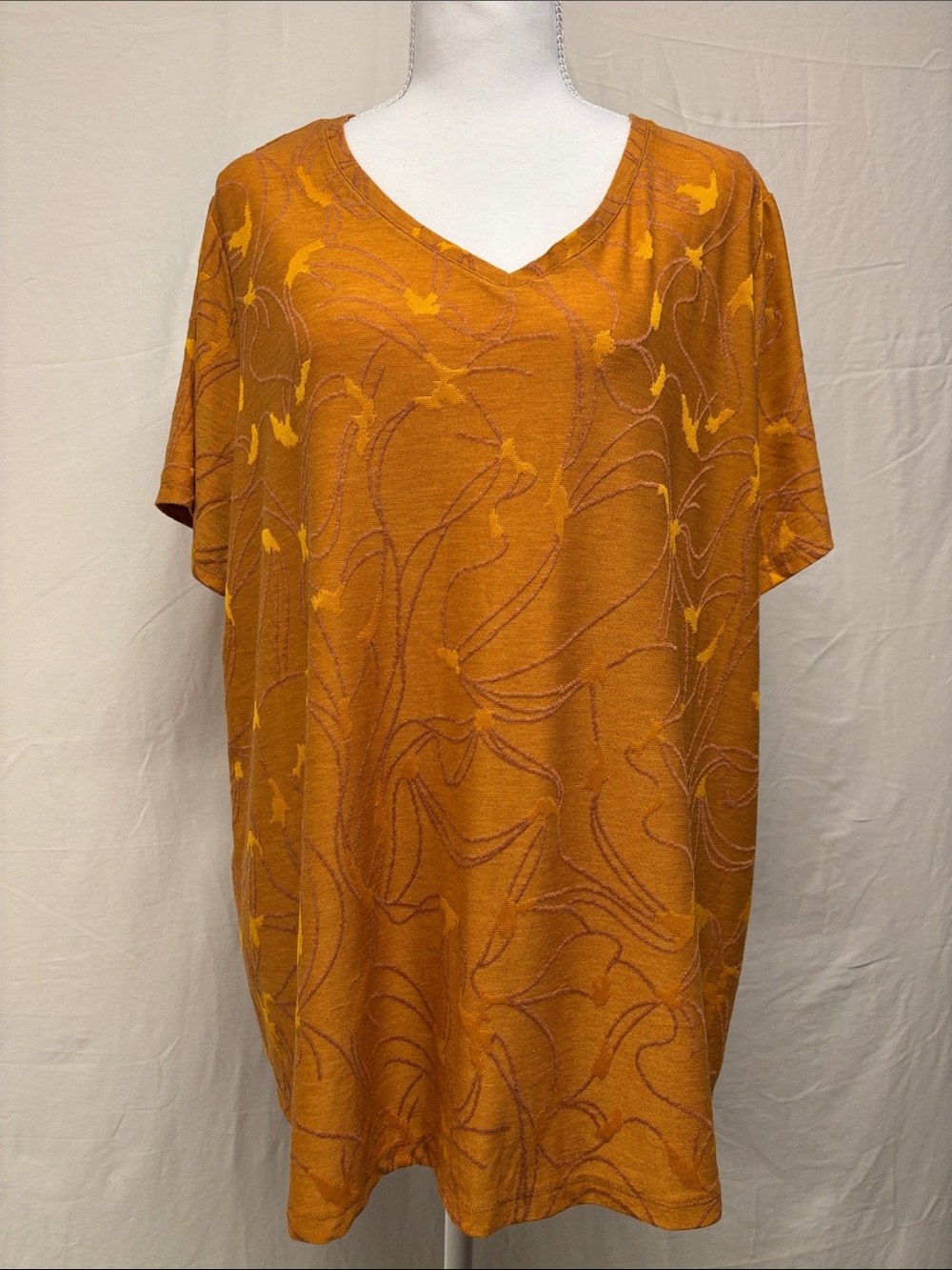 EVRI Rust Orange Floral V-Neck Short Sleeve Top